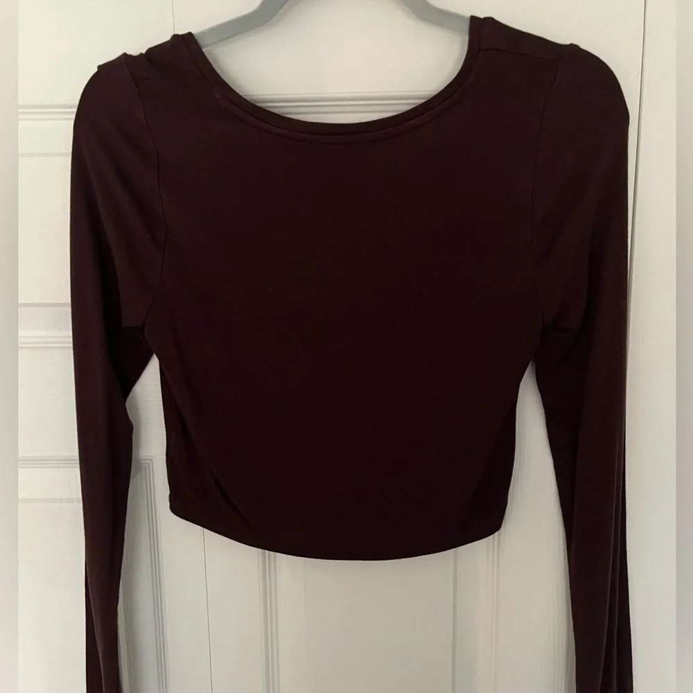 Women's Brown Long Sleeve Crop Top Pacsun - Picture 2 of 4